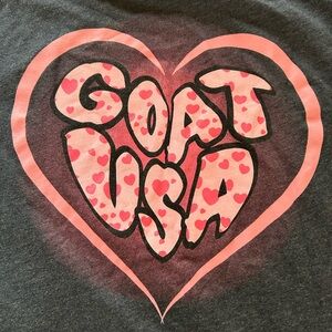 GOAT USA Women's Gray Short Sleeve Tee